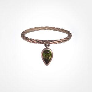 Twisted Rope Ring With Gemstone Charm rose Gold