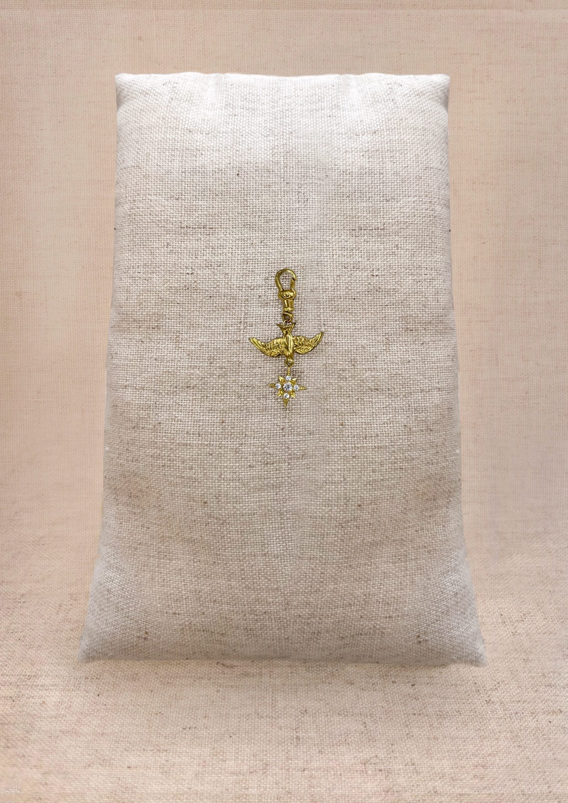 Swallow gold diamond